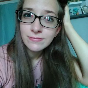 Meet your Posher, Tesha